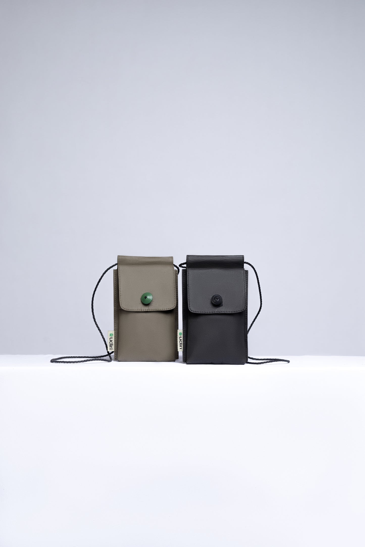 Ǹkàtà Phone Pocket Bag