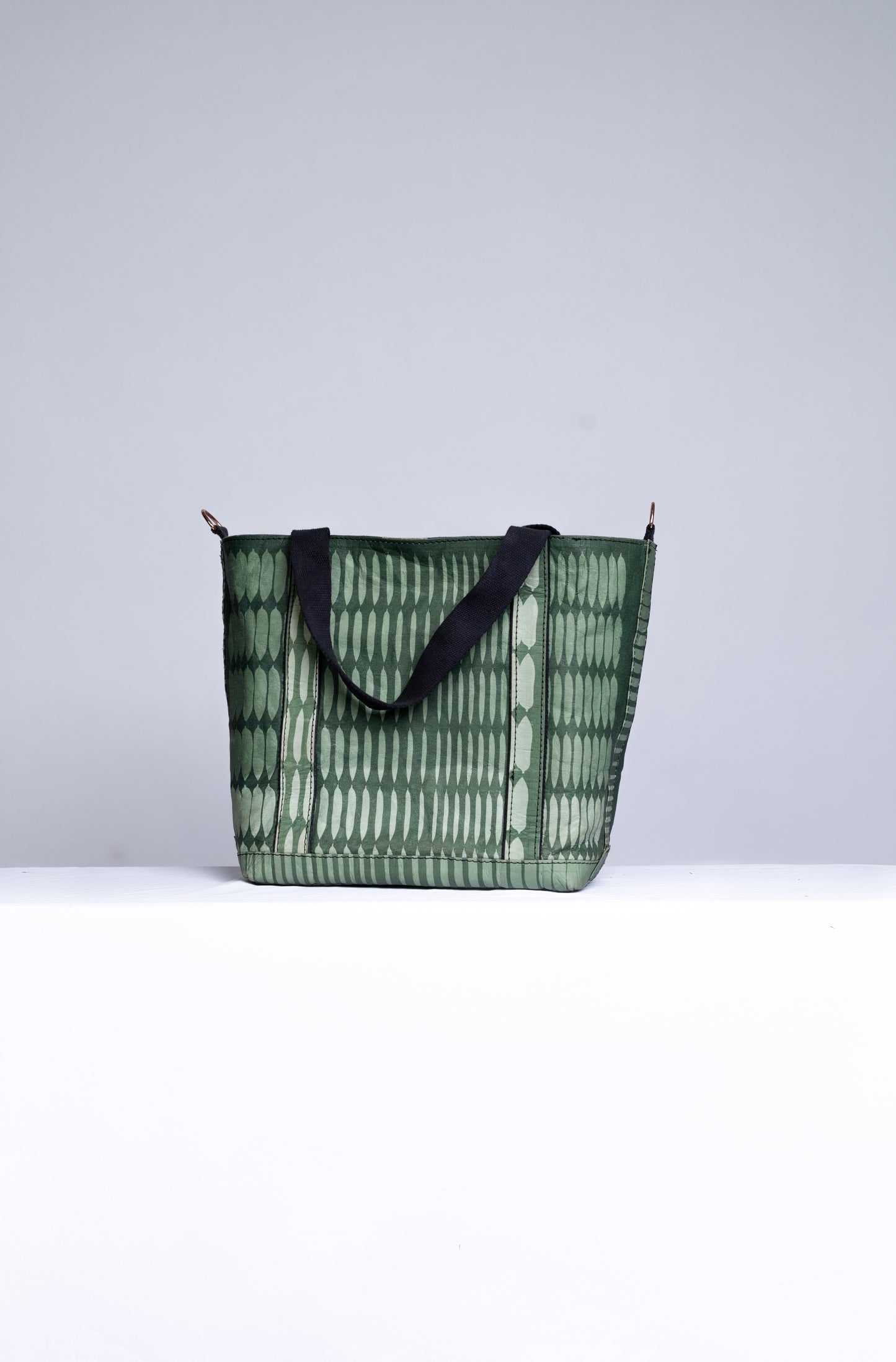 ifurū Tote Bag